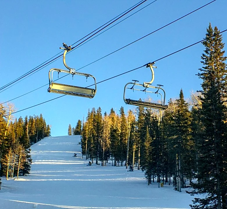 First Snow of the Season Hits Arizona Snowbowl