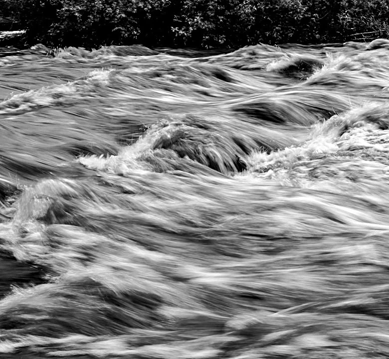 Atmospheric Rivers Linked to Extreme Floods