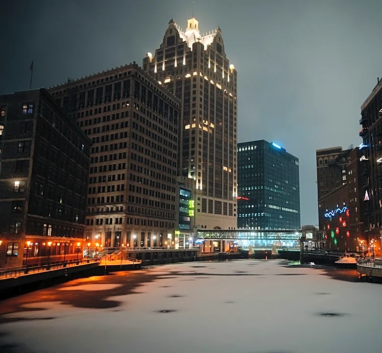 Rain and Cooler Temperatures for Milwaukee This Week