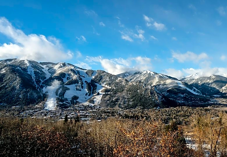 Super El Niño Strengthens, Impacting Western Ski Resorts