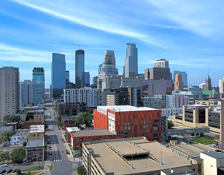 Sunny and Mild Monday in Twin Cities, Warmer Week Ahead