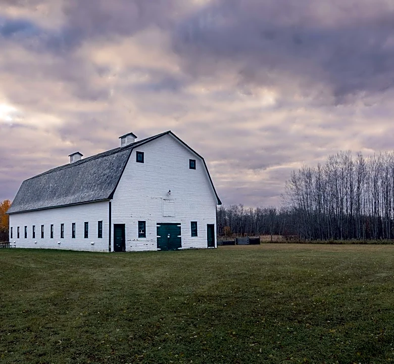 Can Barndominiums Survive Tornadoes & Hurricanes?