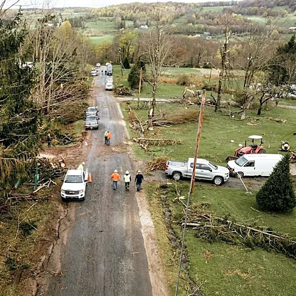 Isaias Leaves 390,000 Without Power in AL, FL