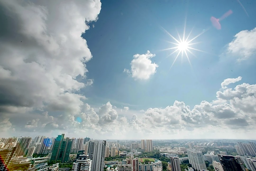 Chicago Hits Record 88°F Amid October Heatwave
