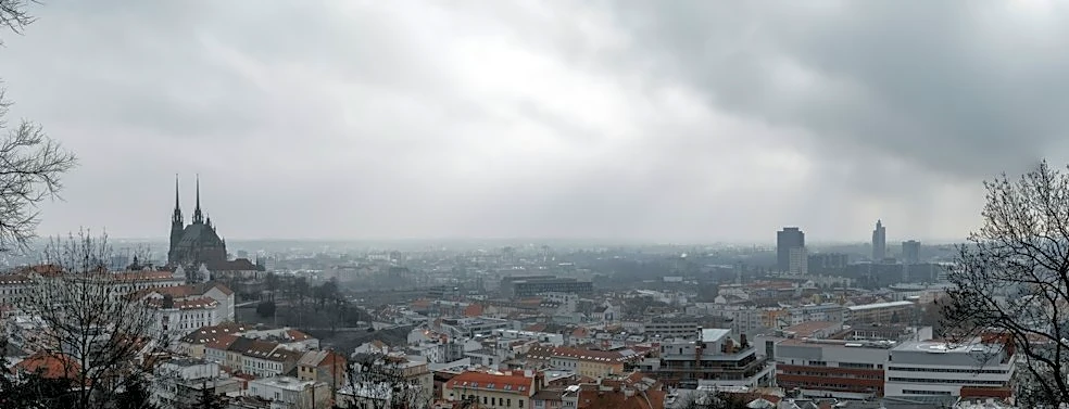 Rain, Gusty Winds, and Frost Expected in Detroit