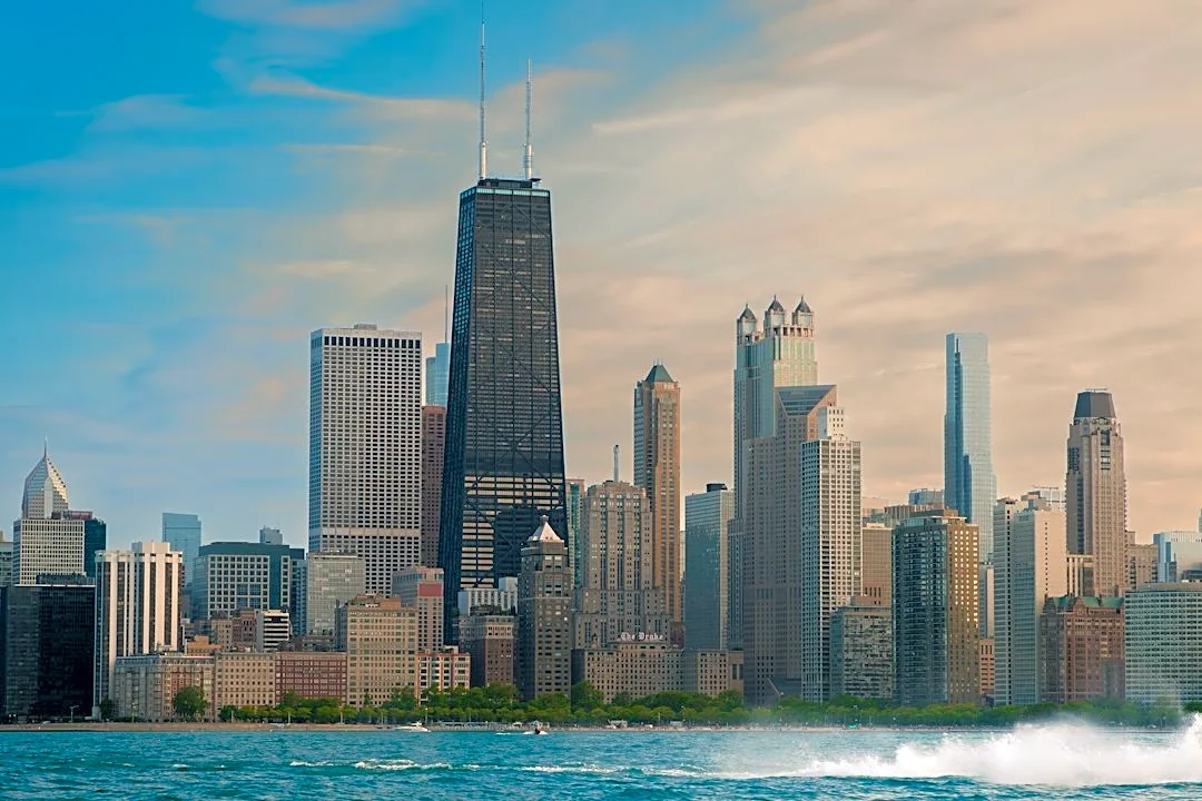 Mid-50s Forecasted for Chicago Amid Breezy Conditions