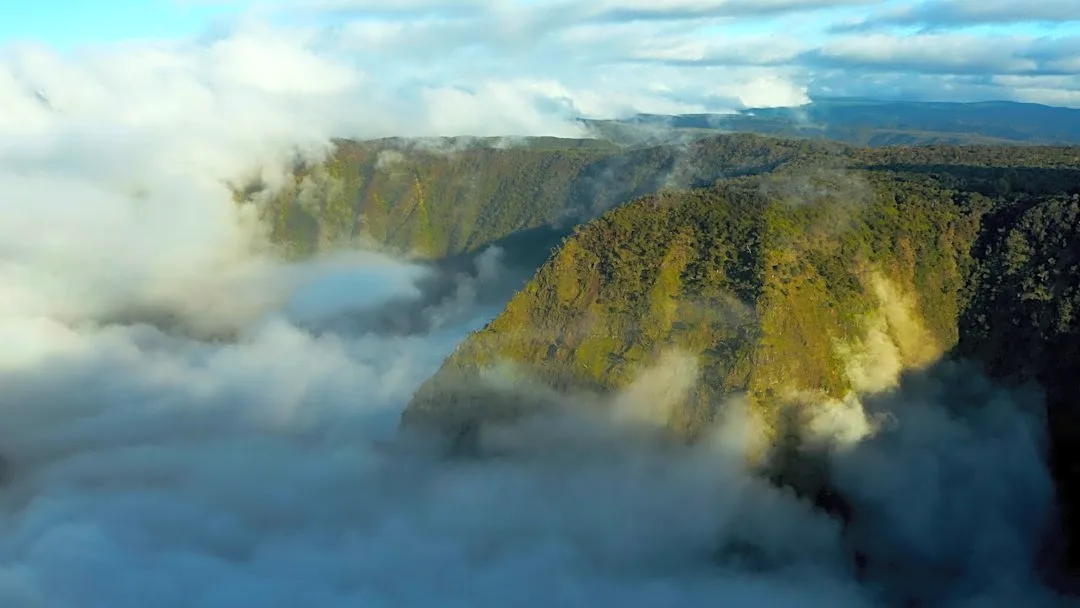Kīlauea Eruption Continues with Lava Fountains Reaching 720 Feet