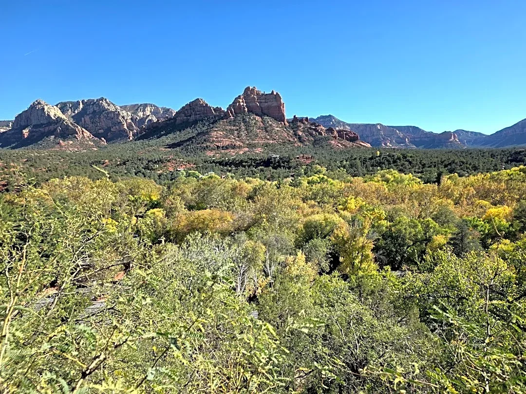 October Weather in Sedona: Clear Skies and Mild Temperatures
