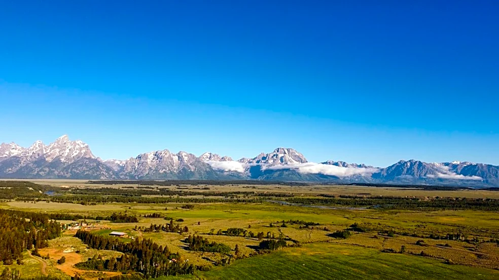 Sunny Skies Across Wyoming With Mild Temperatures