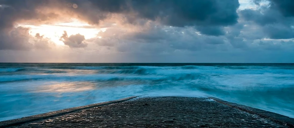Nor'easter Threatens Mid-Atlantic and Southeast Coasts