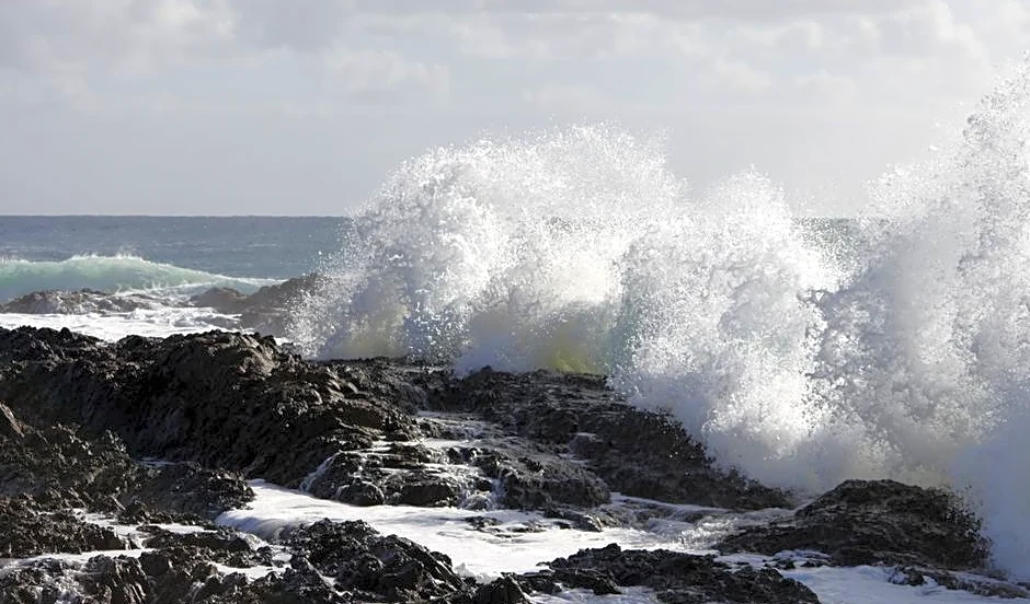 Nor’easter Batters East Coast as Josephine Threat Looms