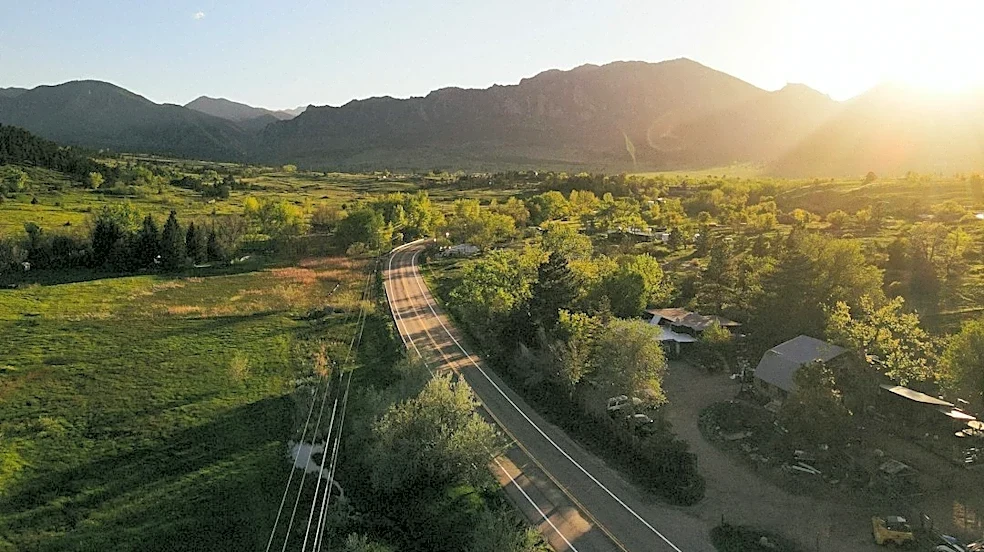 Sun Glare Forces I-70 Closures in Colorado Mornings
