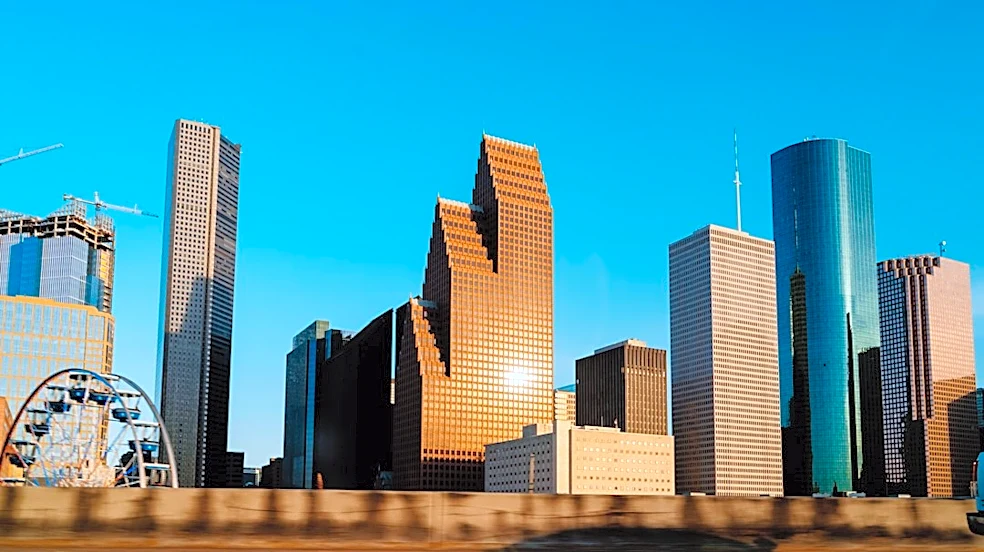 Houston Forecasts High of 86-87°F on October 22