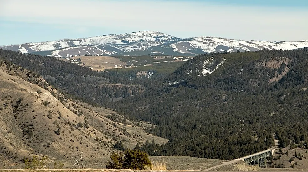 Yellowstone National Park Prepares for Seasonal Changes