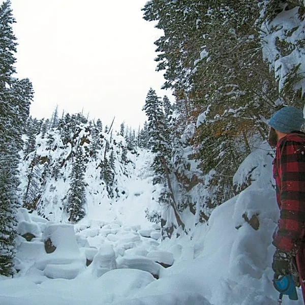 Colorado Hikers Found Dead After Up to 4 Feet of Snow