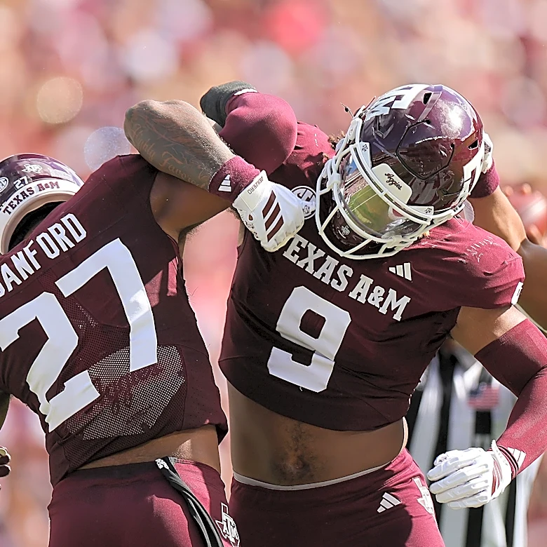 Texas A&M senior LB has progressed 'really well' this preseason