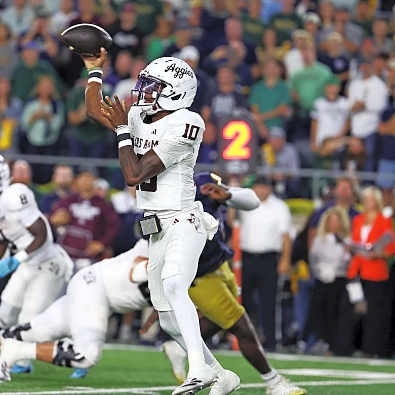 Mike Elko eyes 'winning plays' for Texas A&M in 2026