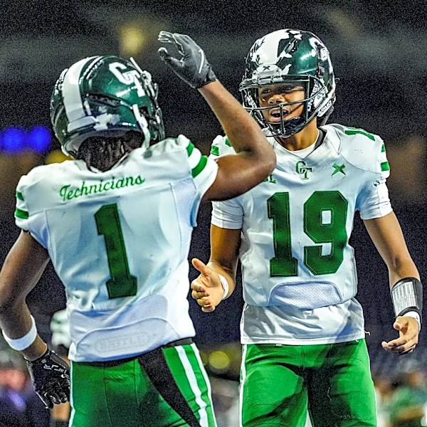 Watch 2028 5-star QB and Texas A&M commit's 'perfect ball'