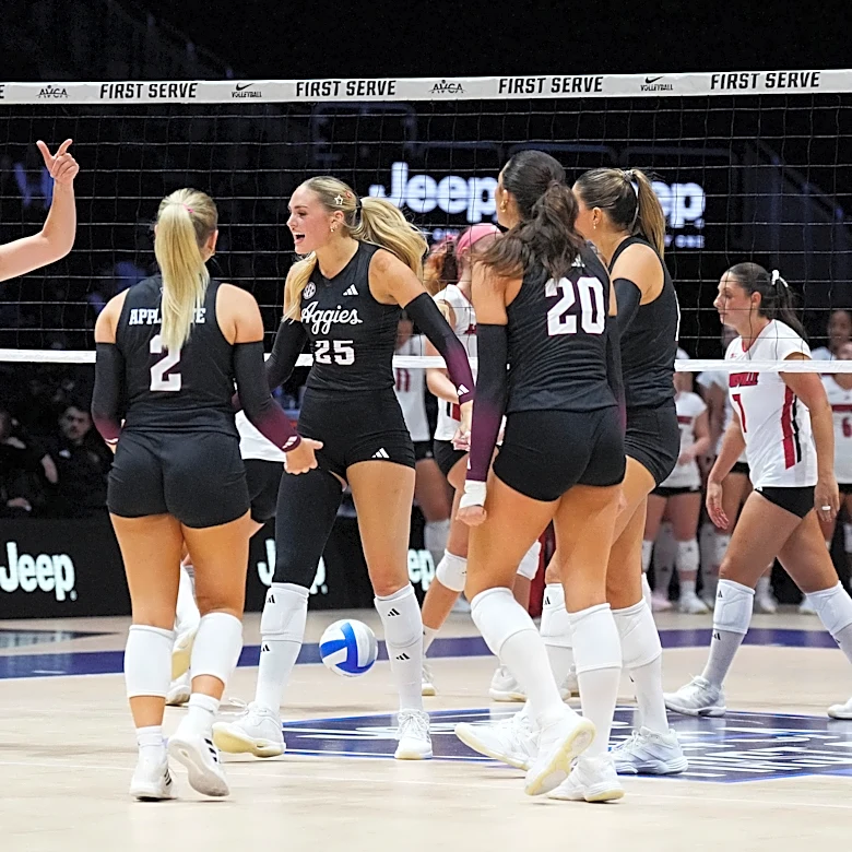 No. 19 Texas A&M volleyball upsets No. 4 Stanford in four sets