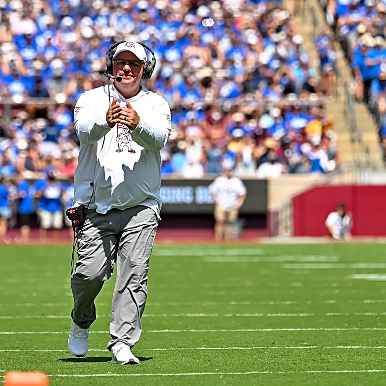 'Everybody will quit on us': Texas A&M HC says team must fight adversity