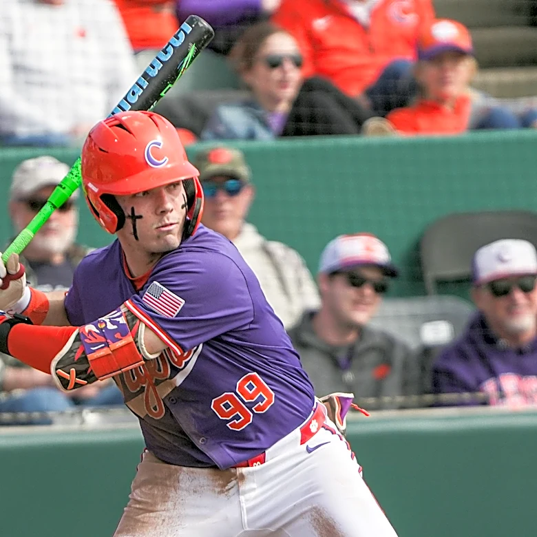 Texas A&M falls to Rice 9-5 in first fall scrimmage, newcomer shines