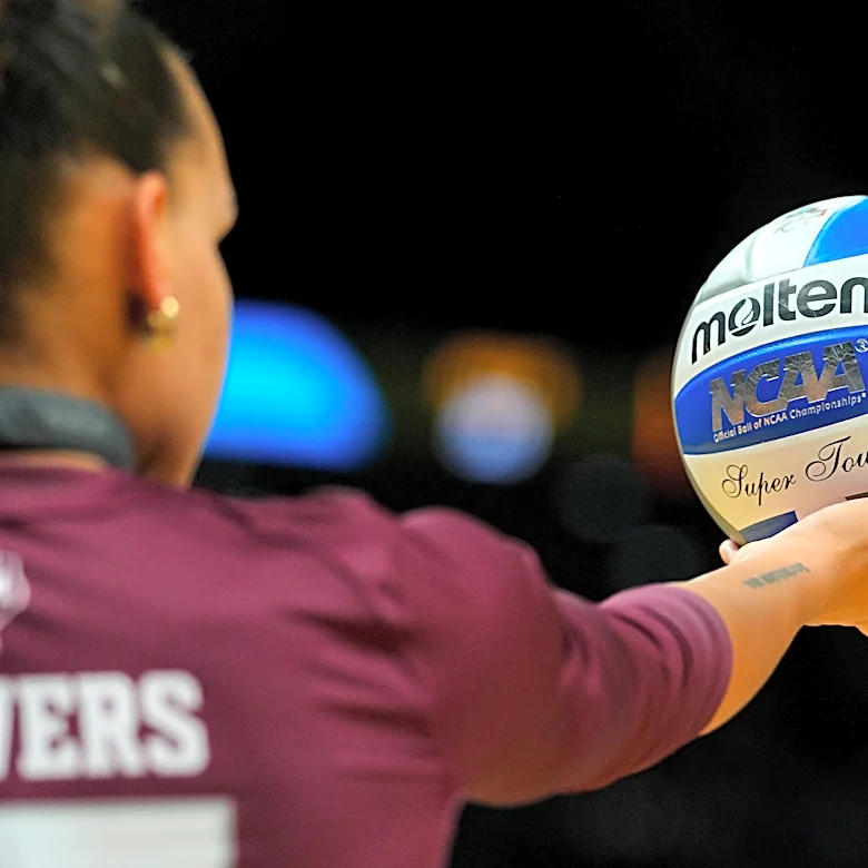 No. 12 Texas A&M volleyball drops second straight SEC road match