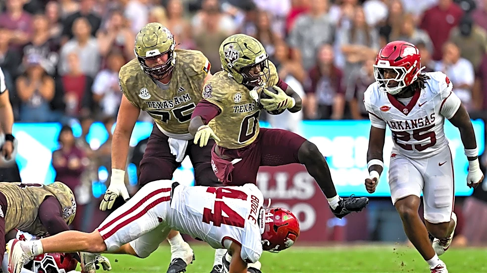 Texas A&M freshman KJ Edwards earns national recognition from PFF