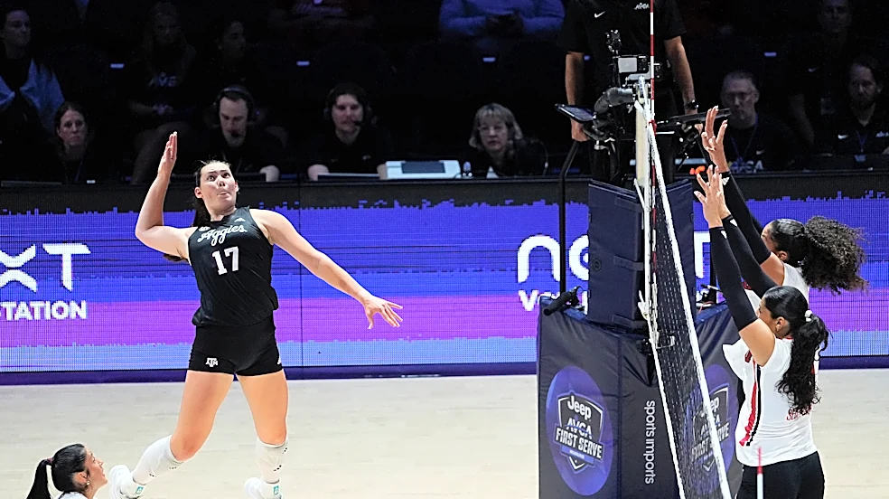 Texas A&M volleyball honors three seniors after Auburn victory