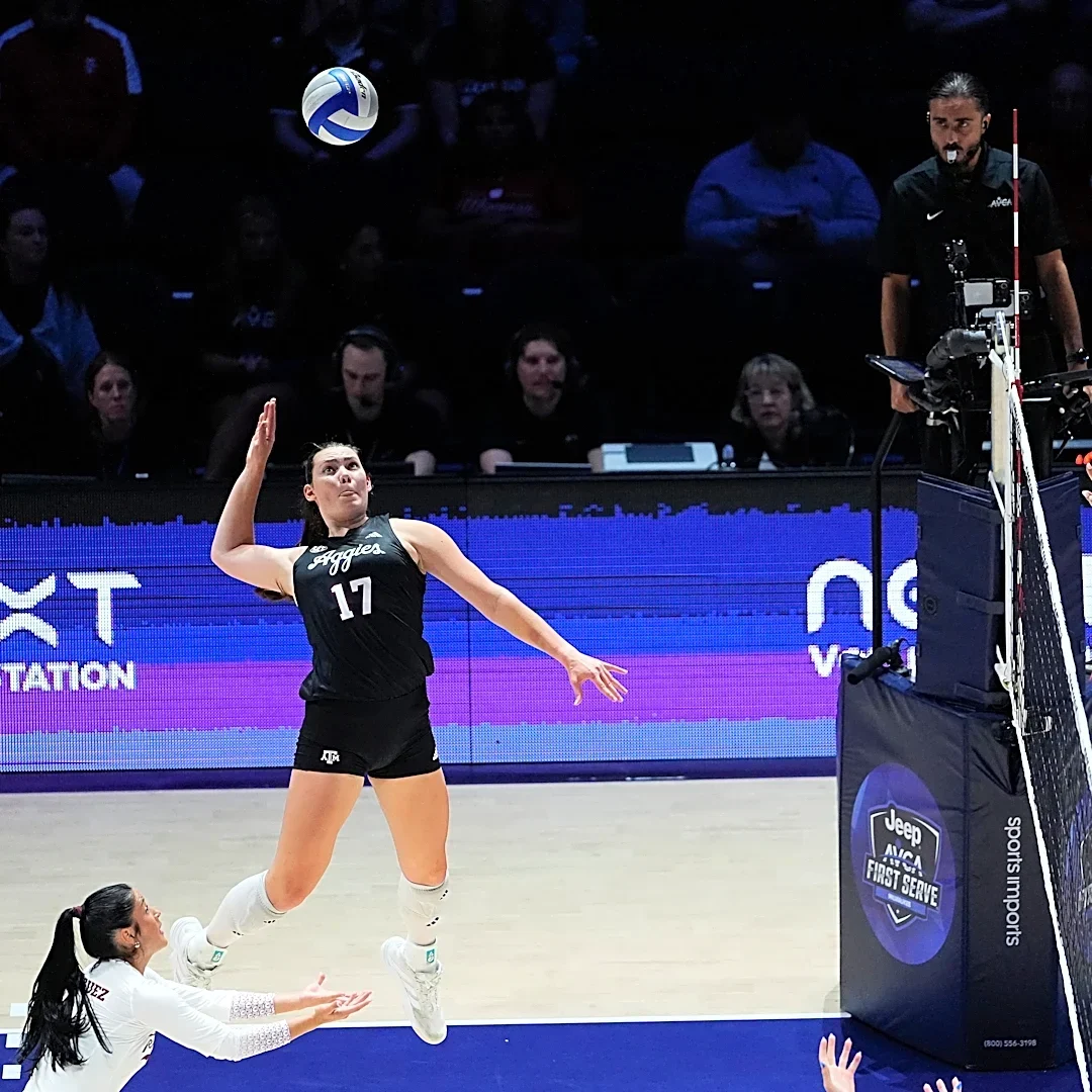 Texas A&M volleyball honors three seniors after Auburn victory