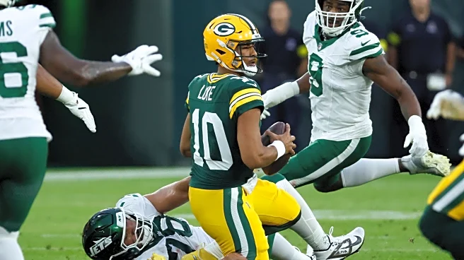 Packers quarterback Jordan Love out for at least a week after having procedure on left thumb