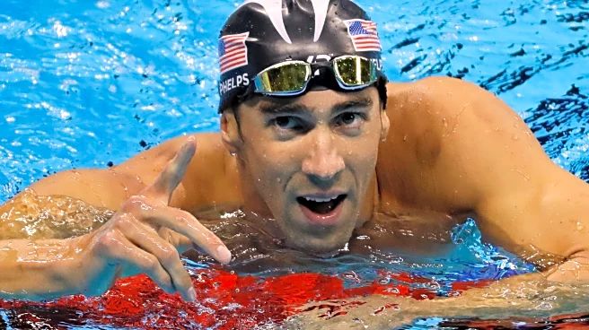 Baltimore Ravens swim with Michael Phelps, get lessons from the Olympic champion