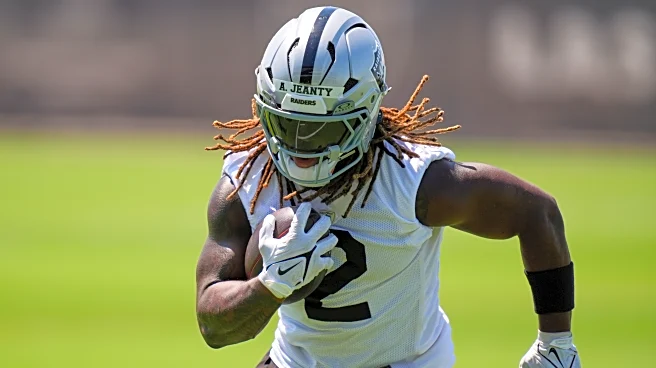 Raiders' Ashton Jeanty shows big-play ability in joint practice with the 49ers