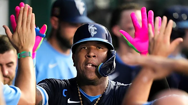Salvador Perez hits go-ahead homer as Royals continue dominance over White Sox with 3-1 victory