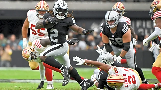 Raiders rookie Ashton Jeanty takes a hit, then delivers one in 22-19 loss to the 49ers