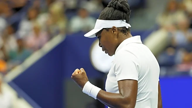 Venus Williams goes to a 3rd set at the US Open in her Grand Slam return after 2 years away