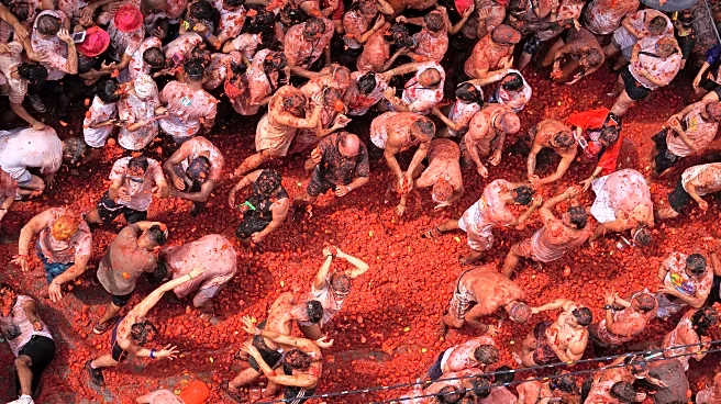 Tons of overripe tomatoes become projectiles in Spain's ‘Tomatina’ food fight
