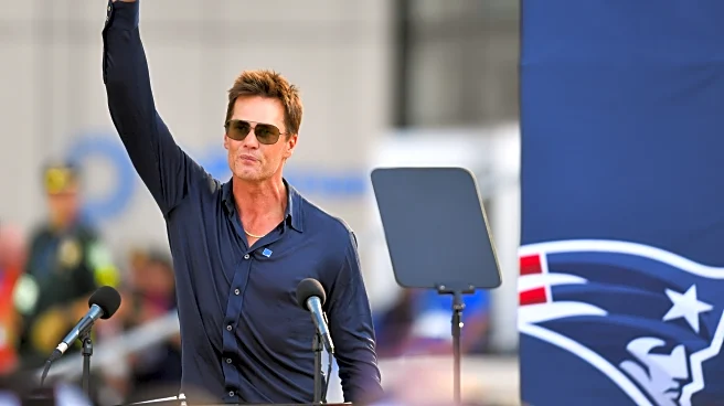 NFL eases restrictions on Tom Brady's role as Fox Sports analyst