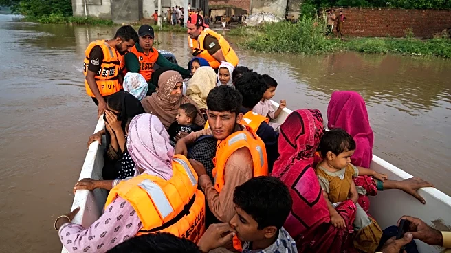 Floods affect 1.2 million, displace nearly 250,000 in eastern Pakistan