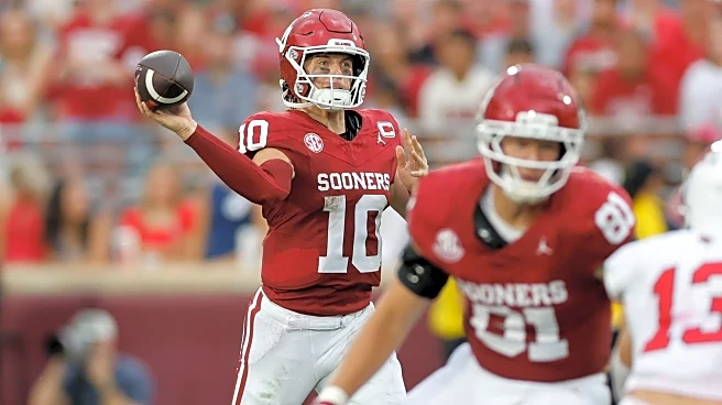 John Mateer sets record in Oklahoma debut, leading No. 18 Sooners to 35-3 win over Illinois State