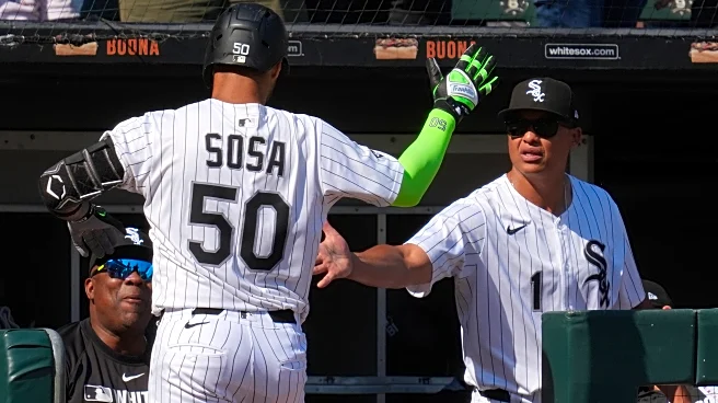 Lenyn Sosa homers as the White Sox cool off the Yankees with a 3-2 win