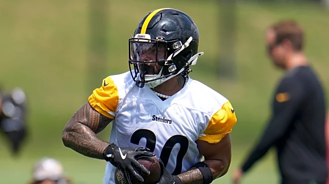 Steelers sign running back Jaylen Warren, a former undrafted rookie, to a 3-year extension