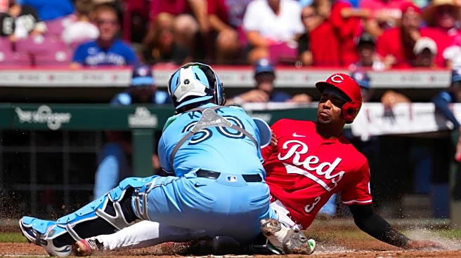 Marte hits walk-off single after Reds lose tying run on lodged ball, Cincinnati tops Blue Jays 5-4