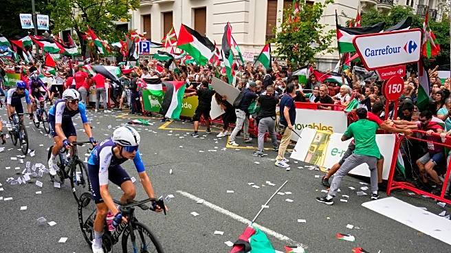 Spanish minister says Israeli cycling team should be expelled from Vuelta after protest