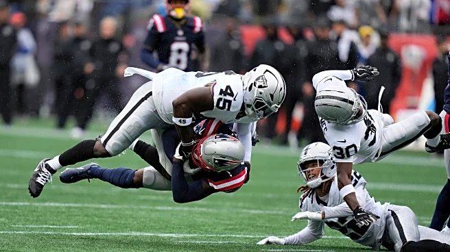 Geno Smith passes for 362 yards and TD, Ashton Jeanty adds TD as Raiders thwart Patriots 20-13