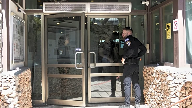2 people injured in suspected militant attack at hotel outside Jerusalem, Israeli police say