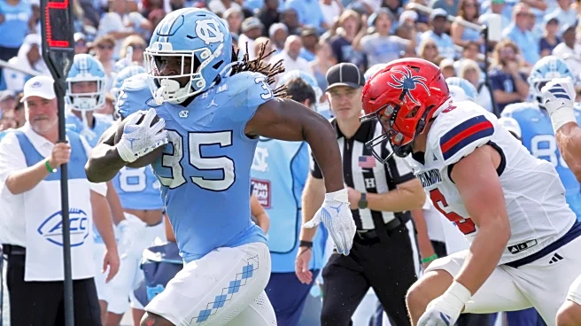Gio Lopez accounts for 3TDs as North Carolina dominates Richmond for Belichick's first home win