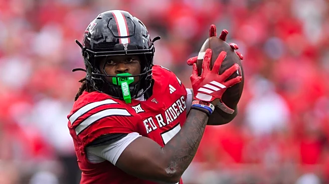 Behren Morton throws 4 TD passes in unbeaten Texas Tech's 45-14 victory over winless Oregon State