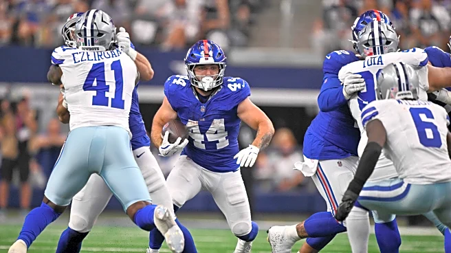 Giant firsts for rookies as RB Cam Skattebo scores TD and QB Jaxson Dart takes snap for NY