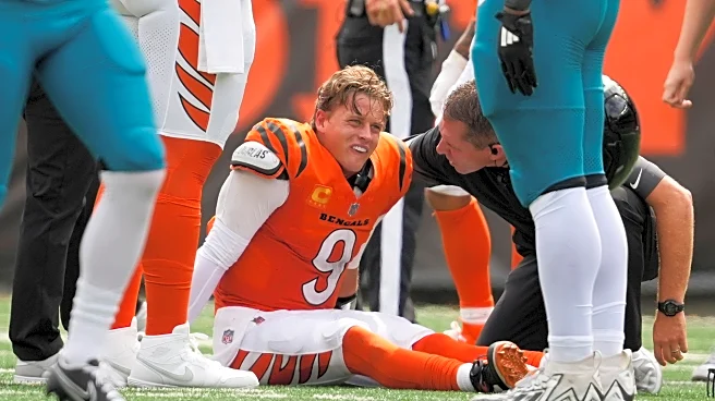 Bengals QB Joe Burrow to have surgery on left toe and miss 3 months, AP source says