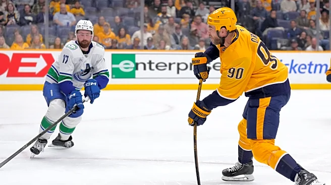 Cole Smith, Juuse Saros lead Predators over Canucks 2-1